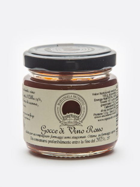 Gocce di vino rosso